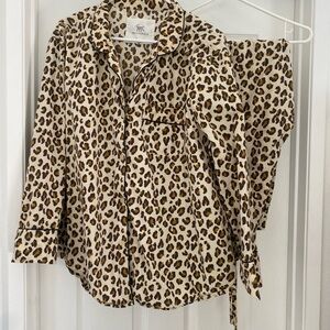 Rare* EUC Printfresh Lounging Leopard sleep set in XL. Pajama top and bottoms